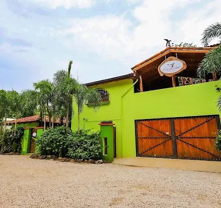Casa Colibri Playa Grande Villa